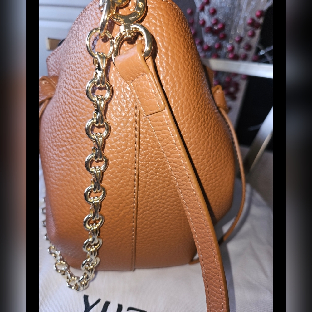 EuC YUZEFI Scallop Scallop BAG Pebble Grained Cinnamon With Tags - Picture 9 of 16